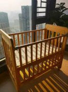 babycare實(shí)木床九成新，幾乎沒用